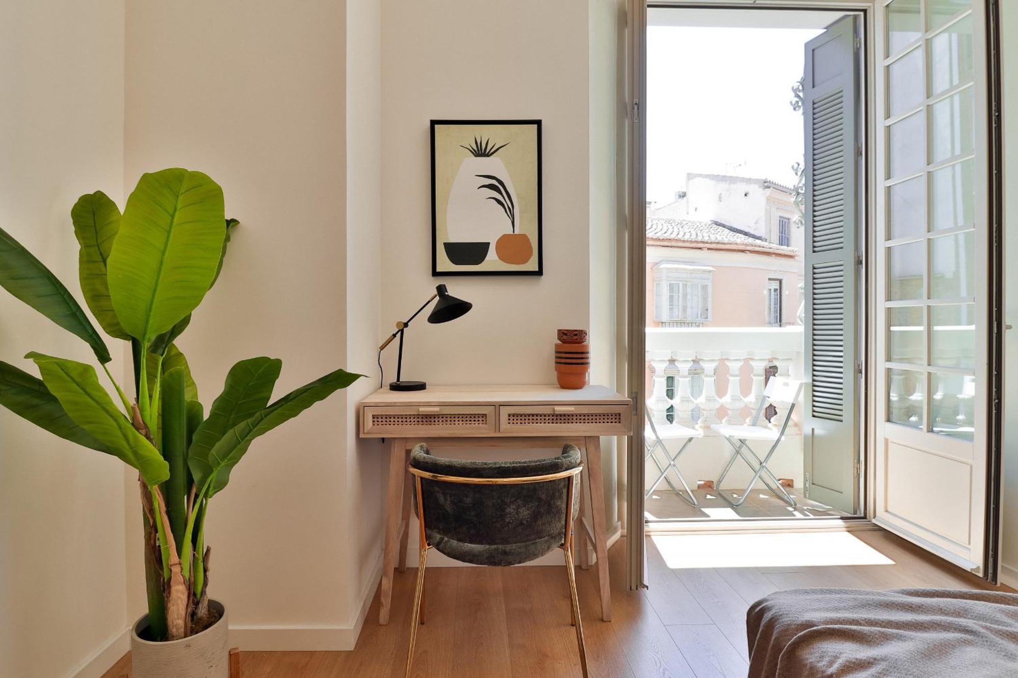 C74 - Marvelous 3 Bedroom Apartment In Historical Málaga Exteriör bild