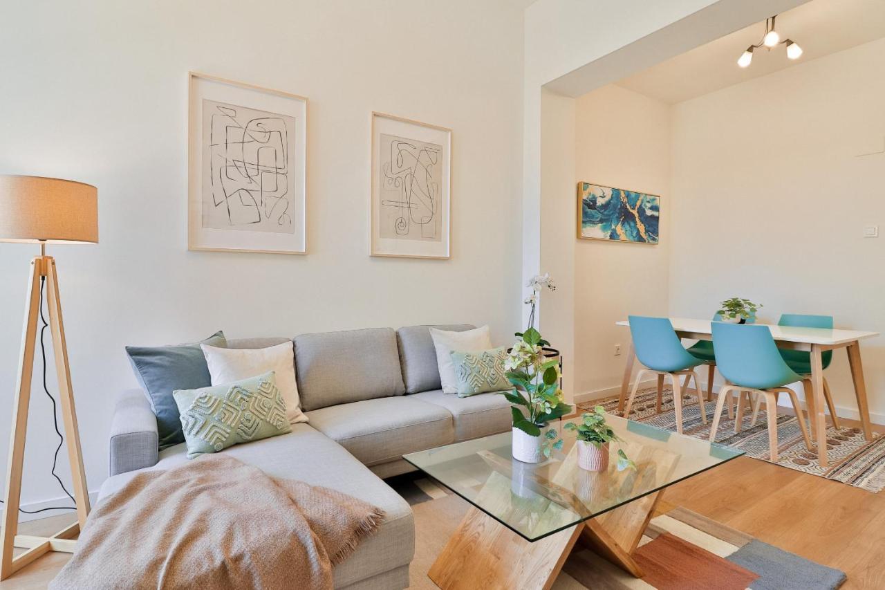 C74 - Marvelous 3 Bedroom Apartment In Historical Málaga Exteriör bild