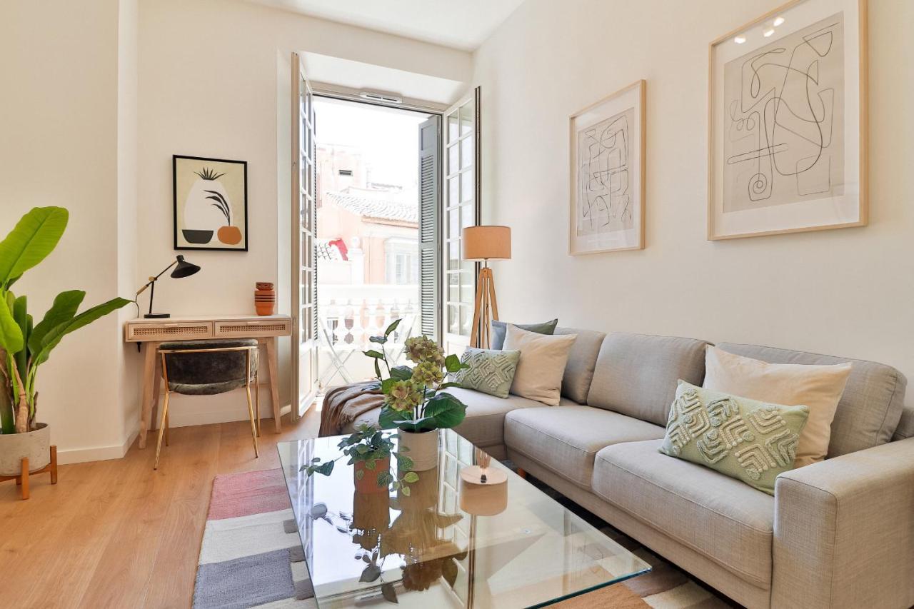 C74 - Marvelous 3 Bedroom Apartment In Historical Málaga Exteriör bild