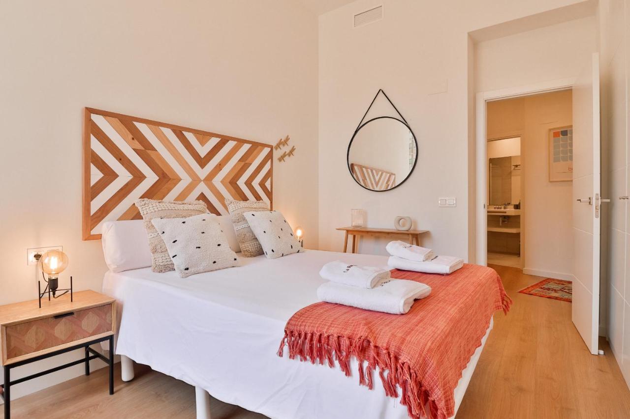 C74 - Marvelous 3 Bedroom Apartment In Historical Málaga Exteriör bild