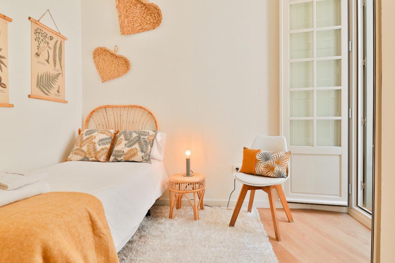 C74 - Marvelous 3 Bedroom Apartment In Historical Málaga Exteriör bild